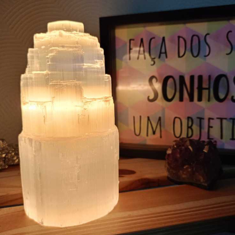 Torre Selenita Branca Luminária