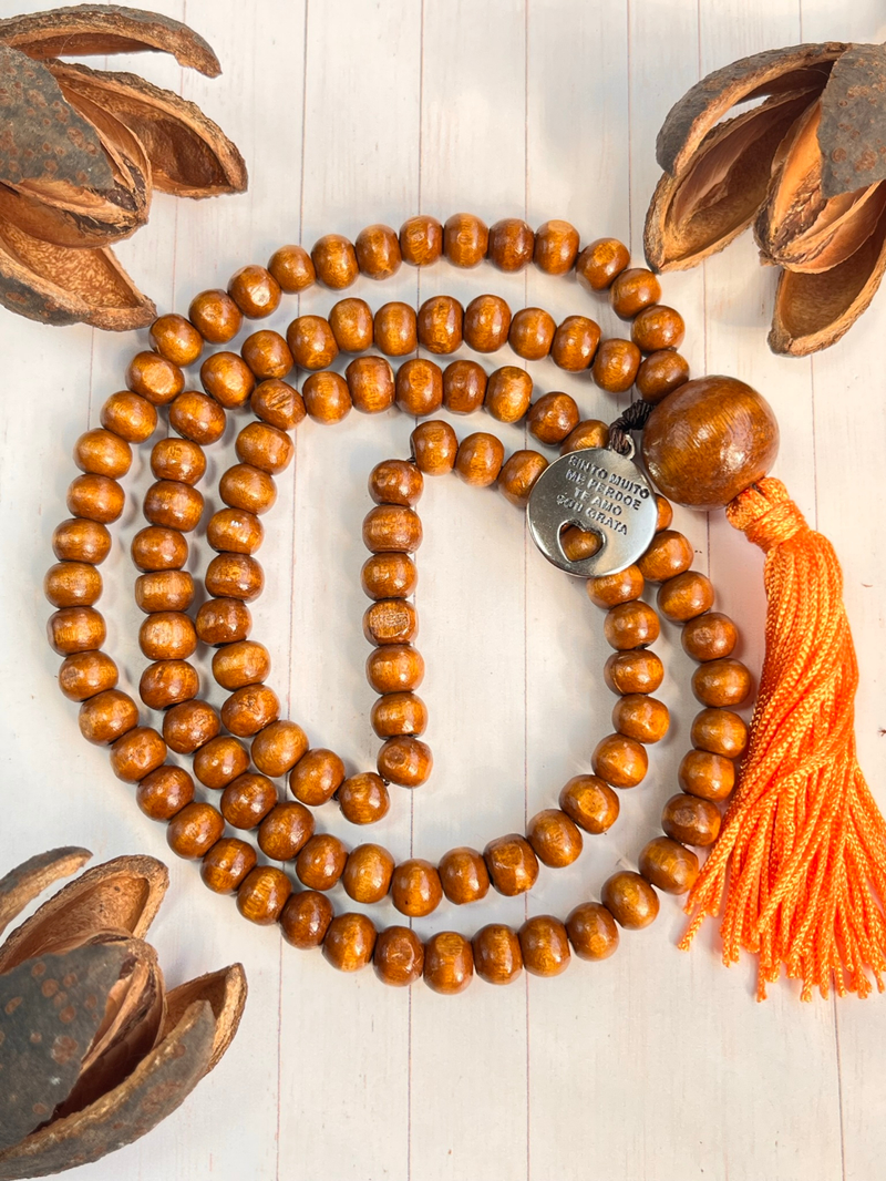 Japamala 108 contas Madeira Clara com medalha Ho'Oponopono