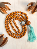 Japamala 108 contas Madeira Clara com medalha Ho'Oponopono