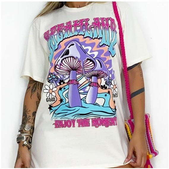 Camiseta Feminina Oversized COGUMELOS Algodão